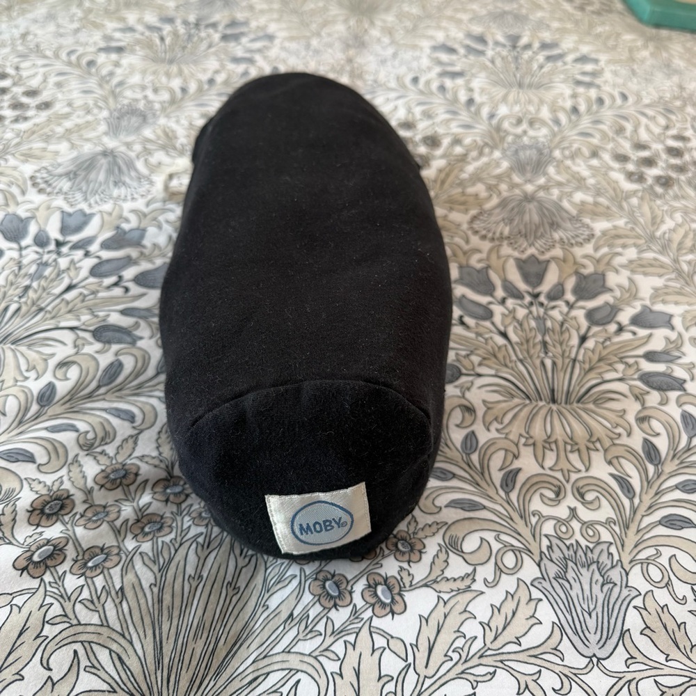 Moby Black Classic Carrier